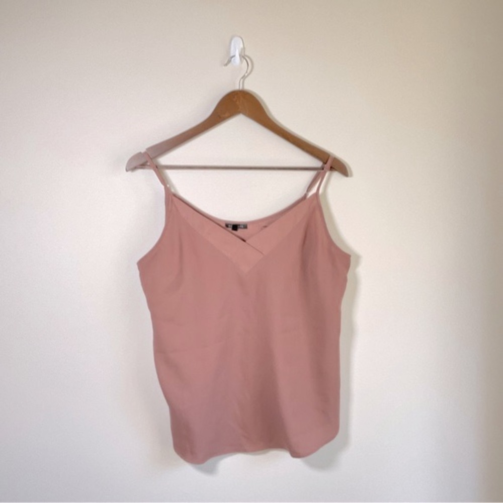 Dynamite V-neck Sleeveless Camisole Silky Material Dusty Rose Pink Large